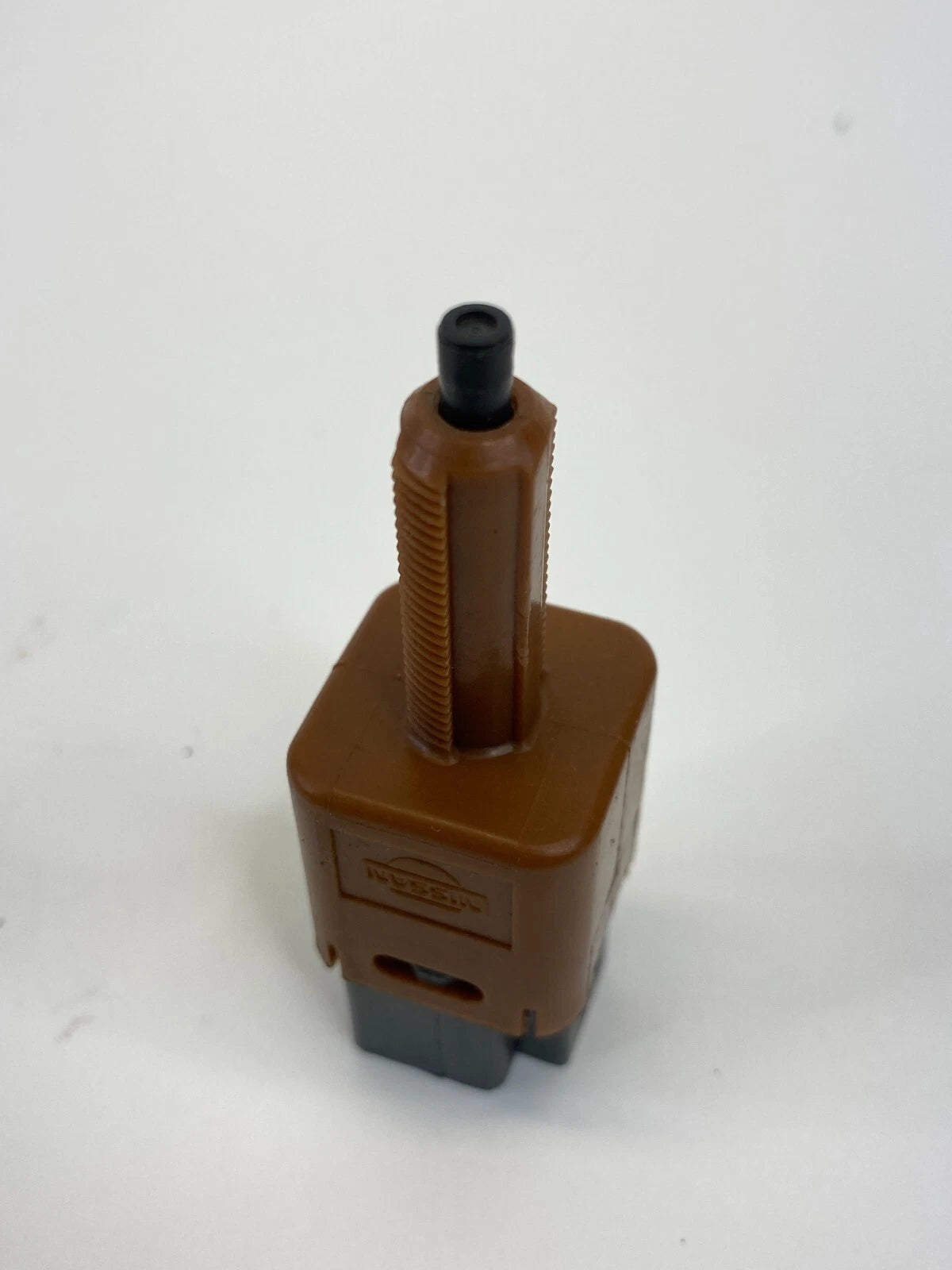 2007-2010 NISSAN ALTIMA SEDAN BRAKE LIGHT STOP LAMP STOPLAMP SWITCH BUTTON OEM