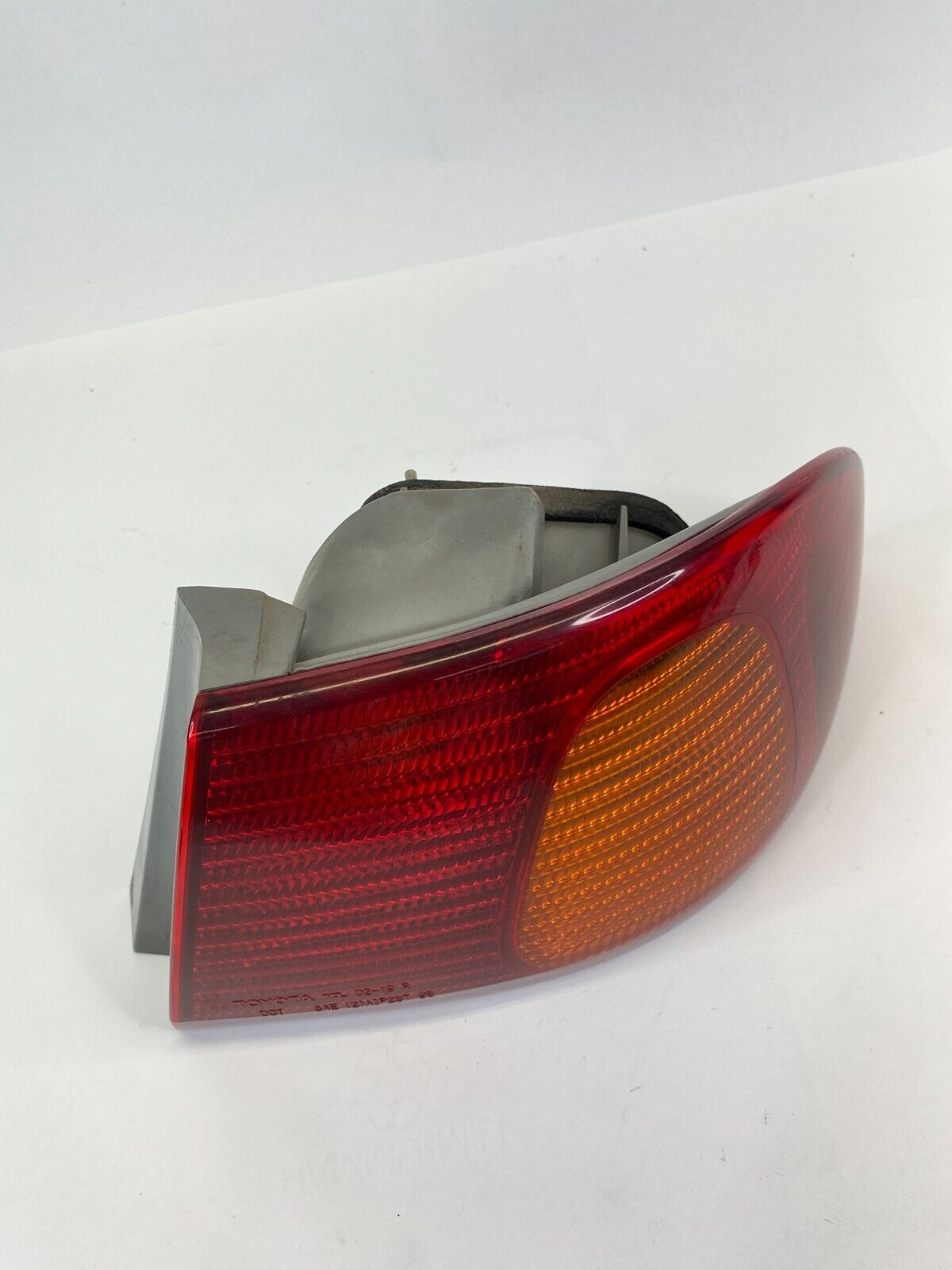 1998-2002 Toyota Corolla Sedan Right Passenger Outer Tail Light Taillight Lamp