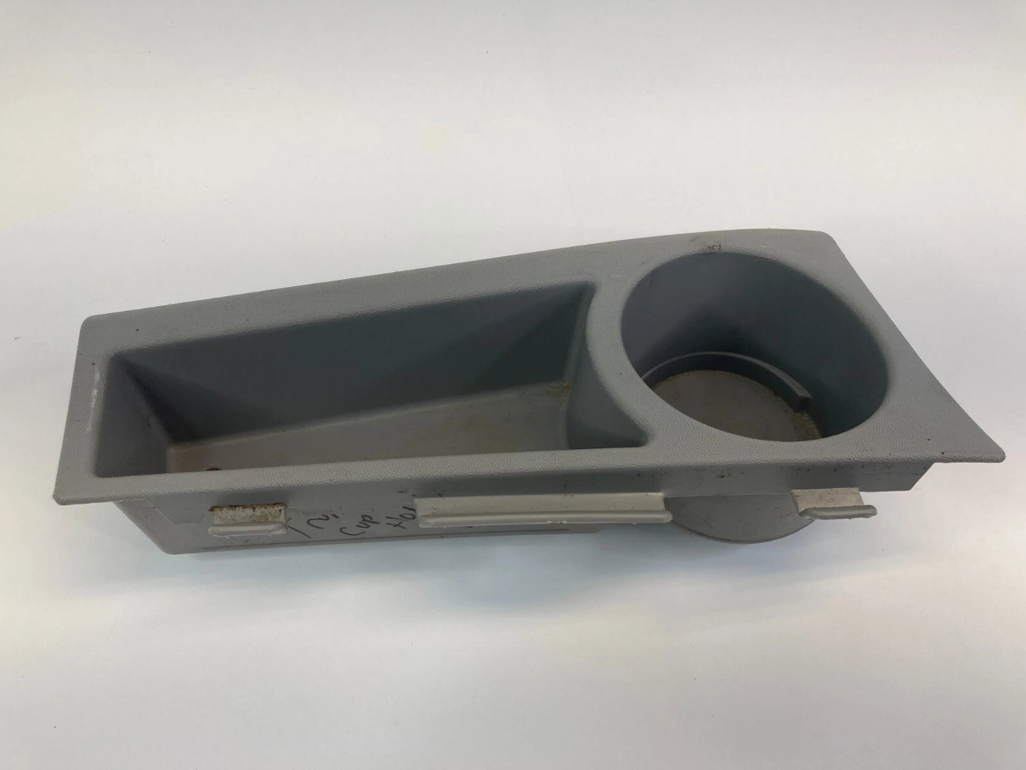 2004 2005 2006 CADILLAC SRX BASE REAR RIGHT SIDE CUP HOLDER CUPHOLDER OEM