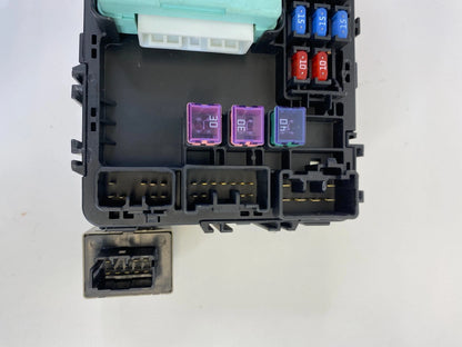 2003-2008 Pontiac Vibe 1.8L Engine Fuse Relay Box Compartment Block Junction OEM