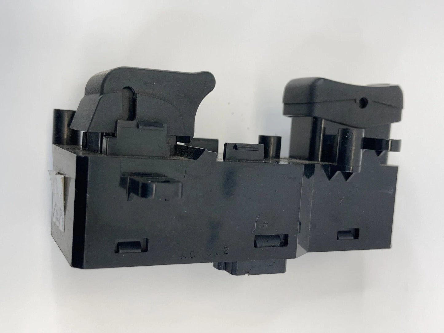 2003-2007 HONDA ACCORD FRONT PASSENGER RIGHT DOOR POWER WINDOW SWITCH M22699