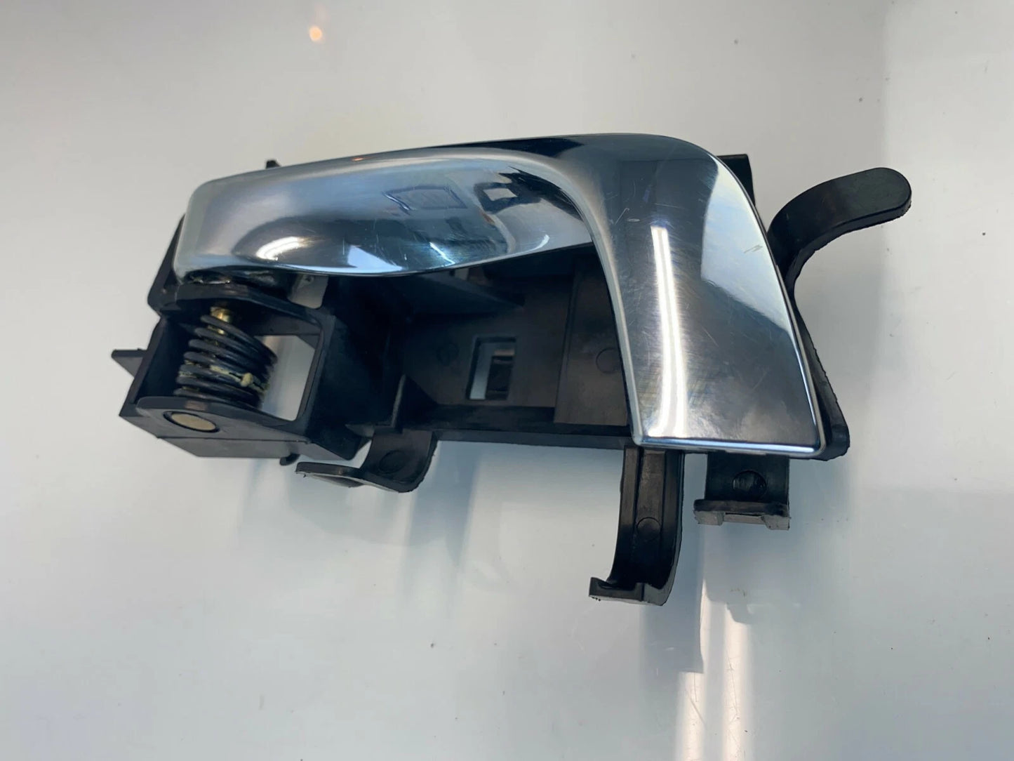 2003-2007 CADILLAC CTS FRONT RIGHT PASSENGER INTERIOR INNER DOOR HANDLE 2570788
