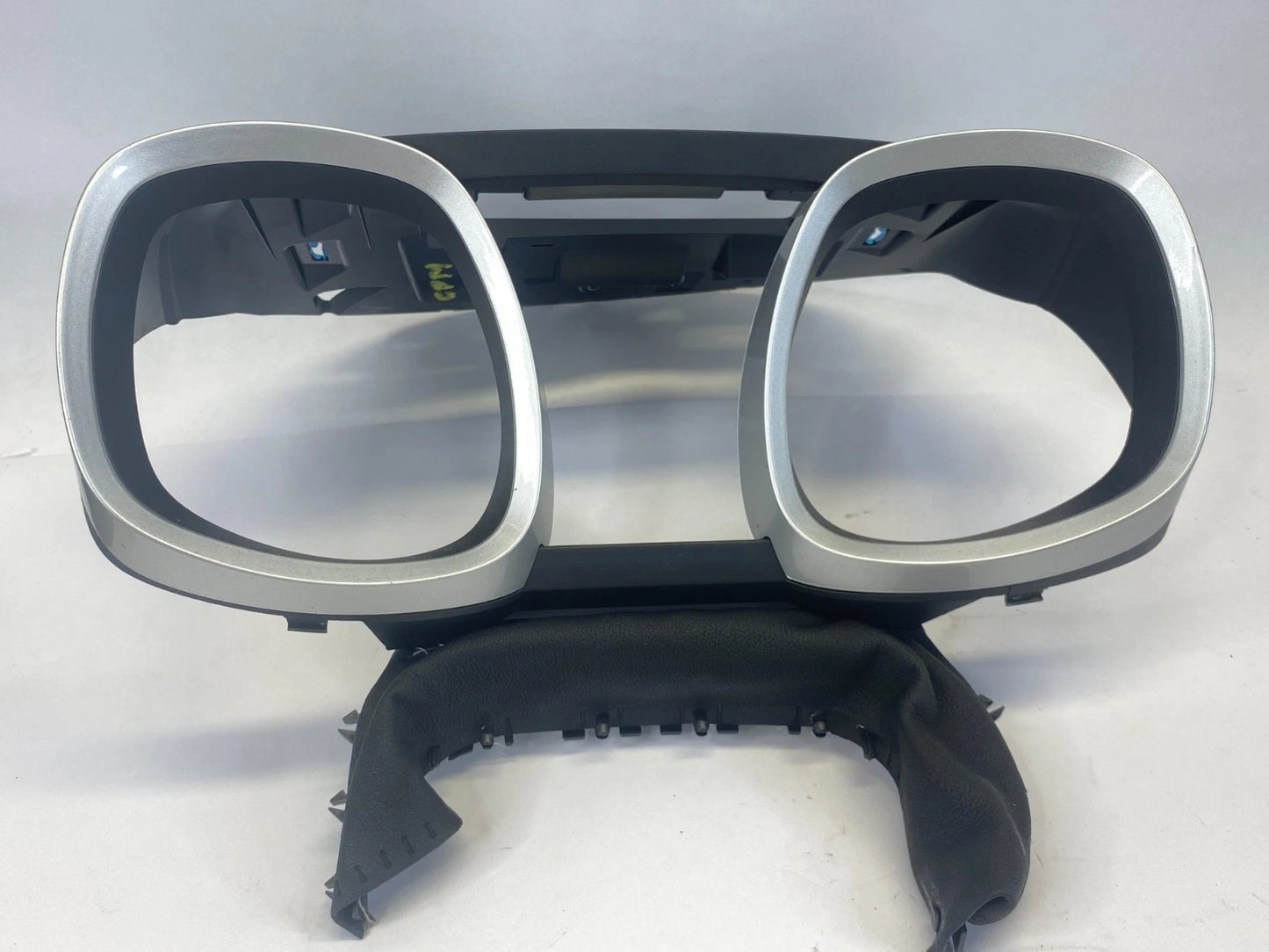 10-17 CHEVROLET EQUINOX SPEEDOMETER INSTRUMENT CLUSTER TRIM BEZEL 20873572 OEM
