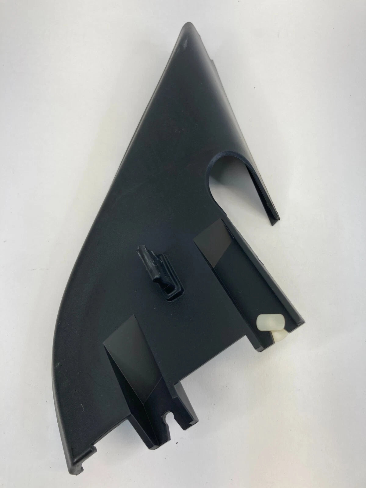 2012-2019 VOLKSWAGEN PASSAT FRONT RIGHT SIDE MIRROR INNER CORNER COVER 561837994