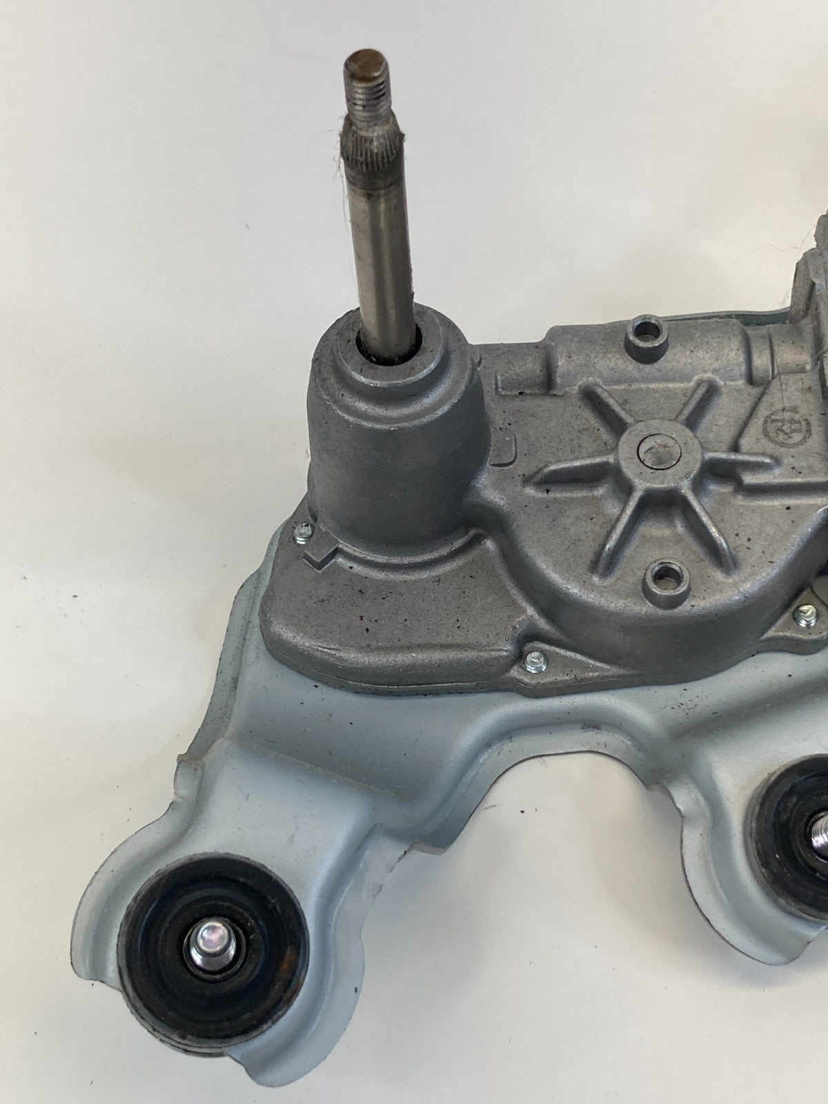 2014-2025 Kia Soul Rear Windshield Wiper Motor Assembly 98700-B2000 OEM