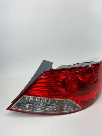 2012-2014 Hyundai Accent GLS Rear Right Passenger Side Tail Light Lamp Taillight