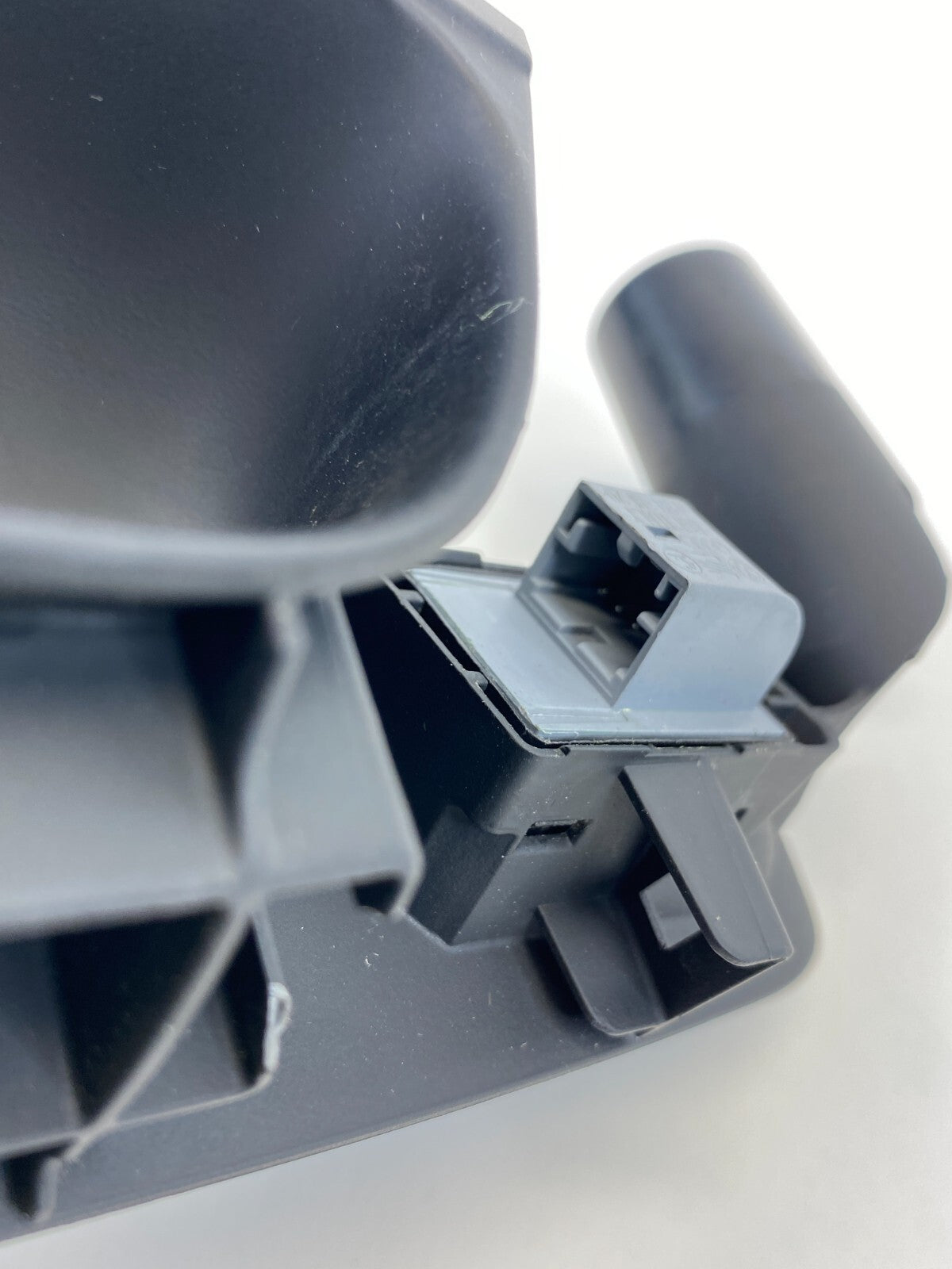 2009-2016 Audi A4 Quattro Front Right Passenger Side Window Switch w/ Bezel