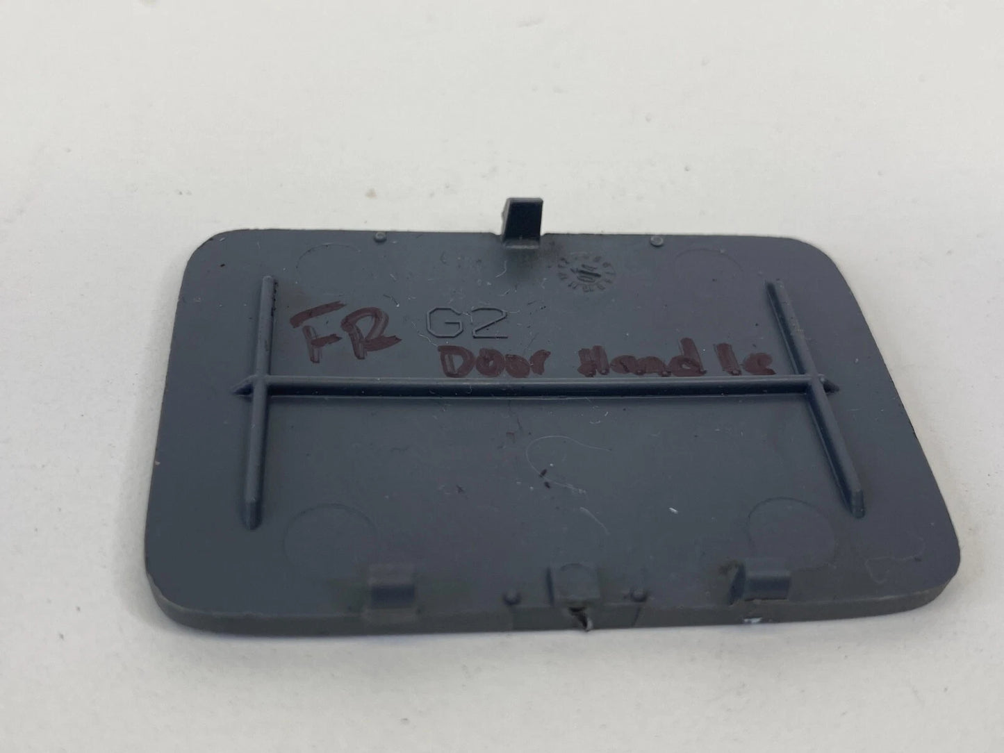 2003-2005 HONDA PILOT FRONT RIGHT PASSENGER INTERIOR DOOR HANDLE SCREW COVER OEM
