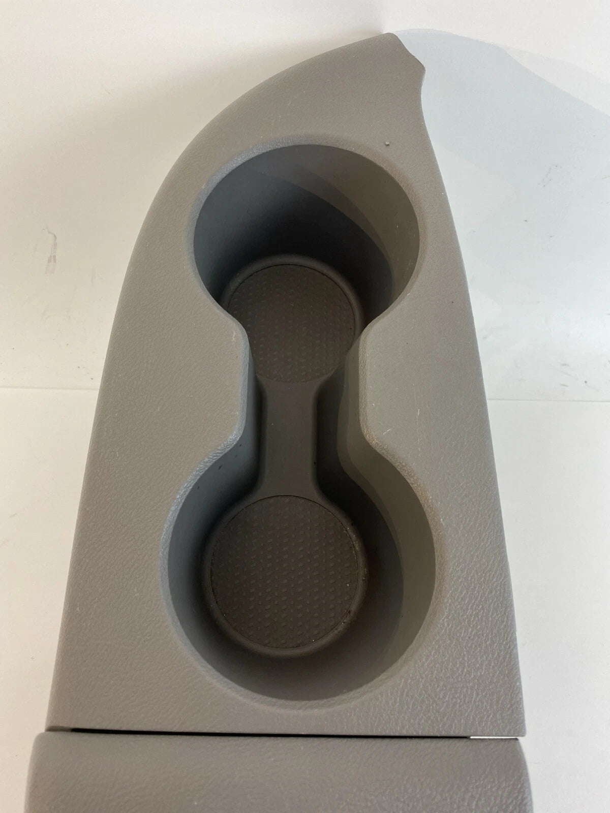 08-10 HONDA ODYSSEY REAR RH QUARTER PANEL ARMREST CUP HOLDER OEM 84611SHJA011M1