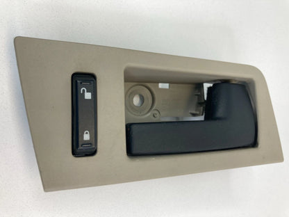 08-12 FORD ESCAPE FRONT RIGHT PASSENGER SIDE INNER DOOR HANDLE W/ LOCK SWITCH