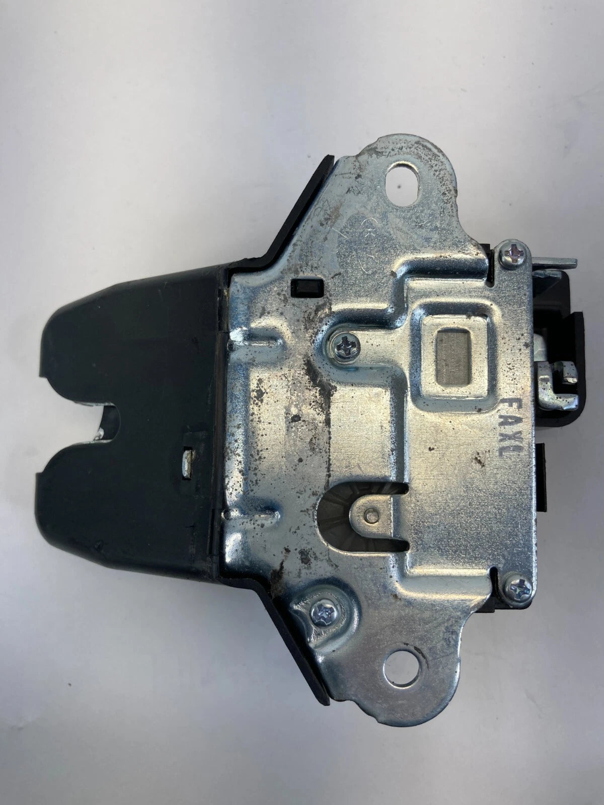 11 12 13 14 15 16 HYUNDAI ELANTRA REAR TRUNK LOCK LATCH ACTUATOR RELEASE OEM