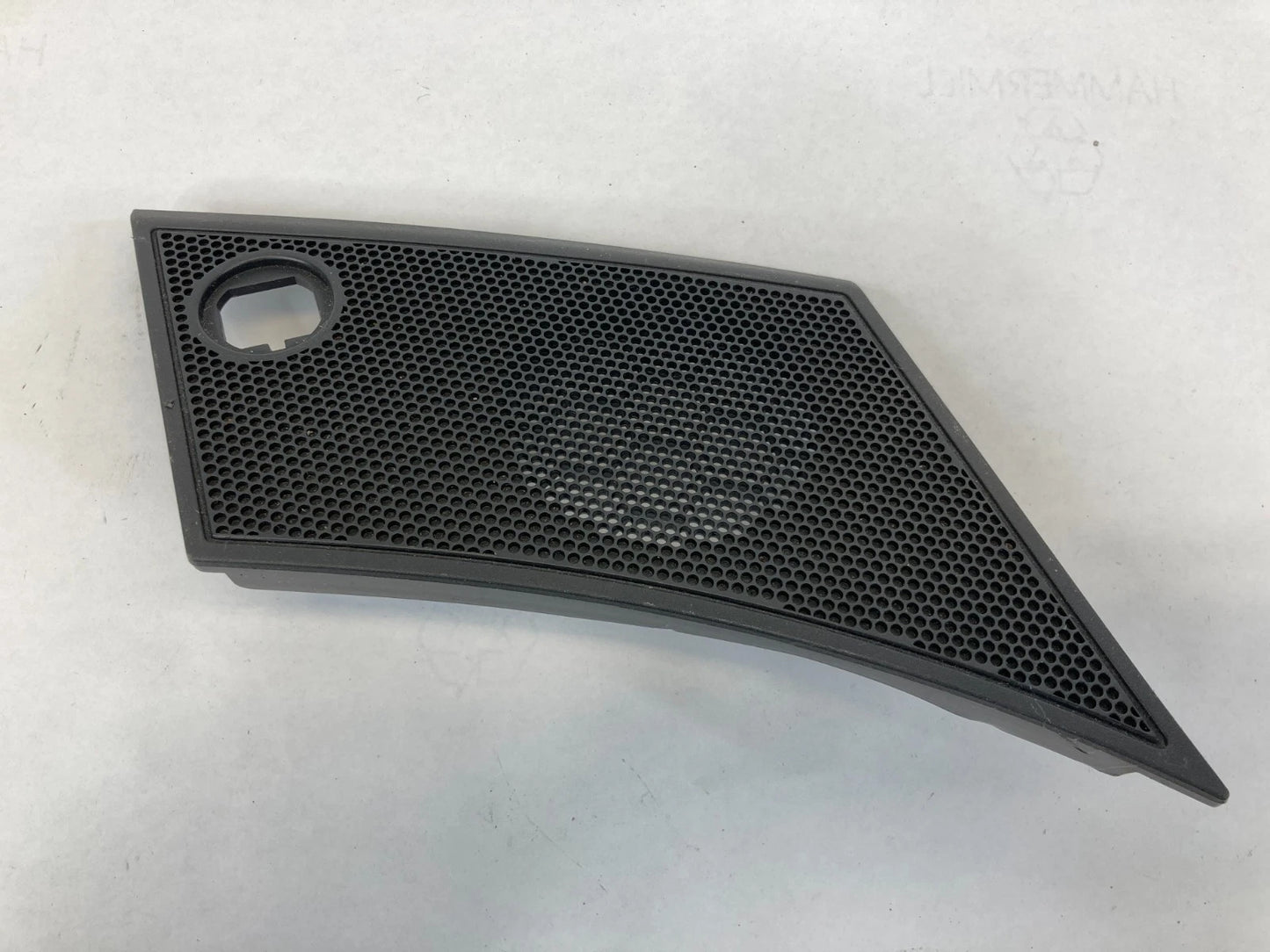 11-13 NISSAN ROGUE FRONT RIGHT SIDE SPEAKER GRILLE COVER TRIM 28176-JM11A OEM
