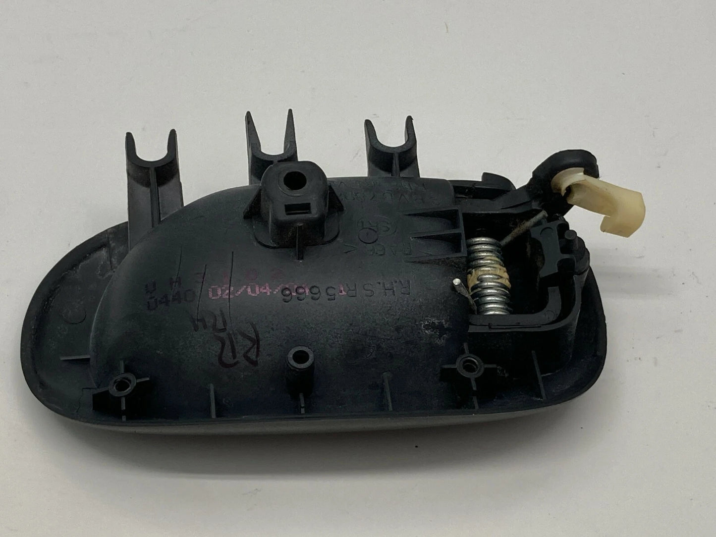 01-06 CHRYSLER SEBRING DODGE STRATUS REAR RIGHT INNER DOOR HANDLE SRVB7892 OEM