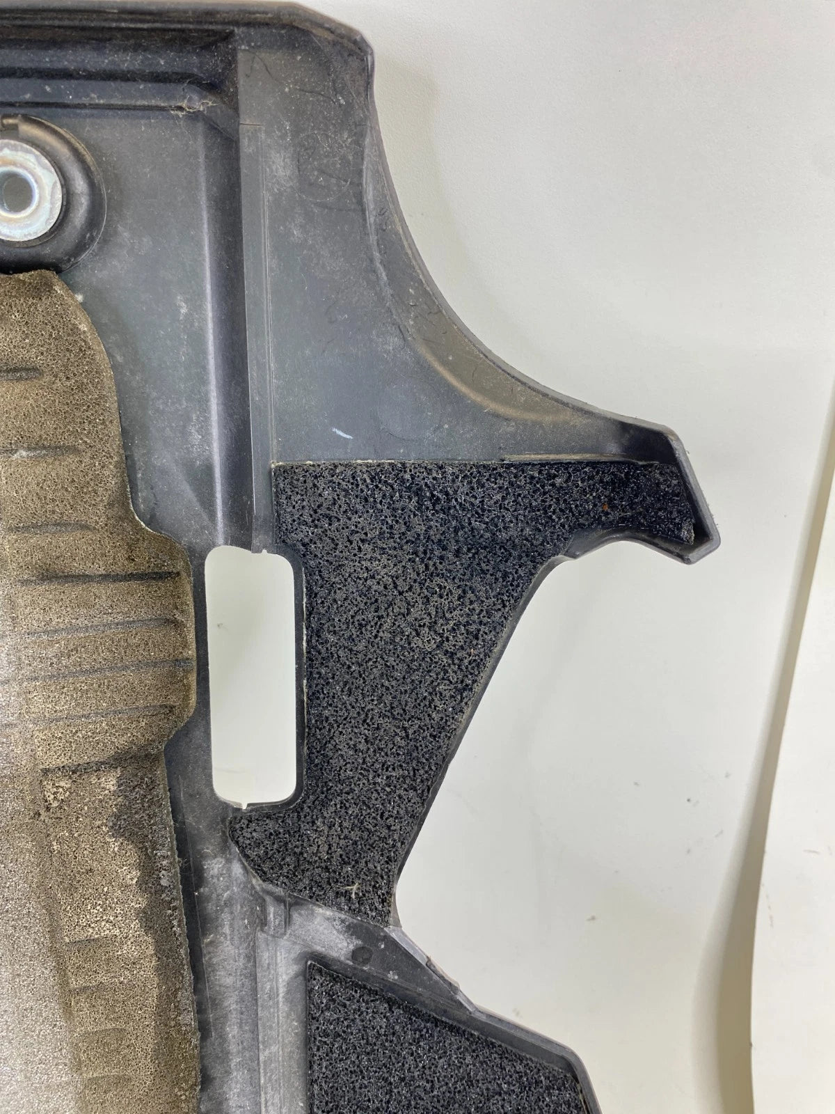 2008-2013 Infiniti G37 3.7L V6 VVEL Engine Cover Motor Shield 14041-EY01A OEM