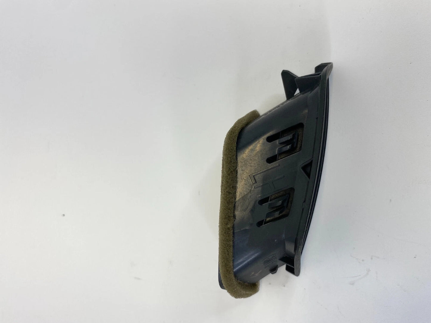 2010-2017 GMC TERRAIN FRONT LEFT UPPER DASH DEFOGGER OUTLET GRILLE 20817702 OEM