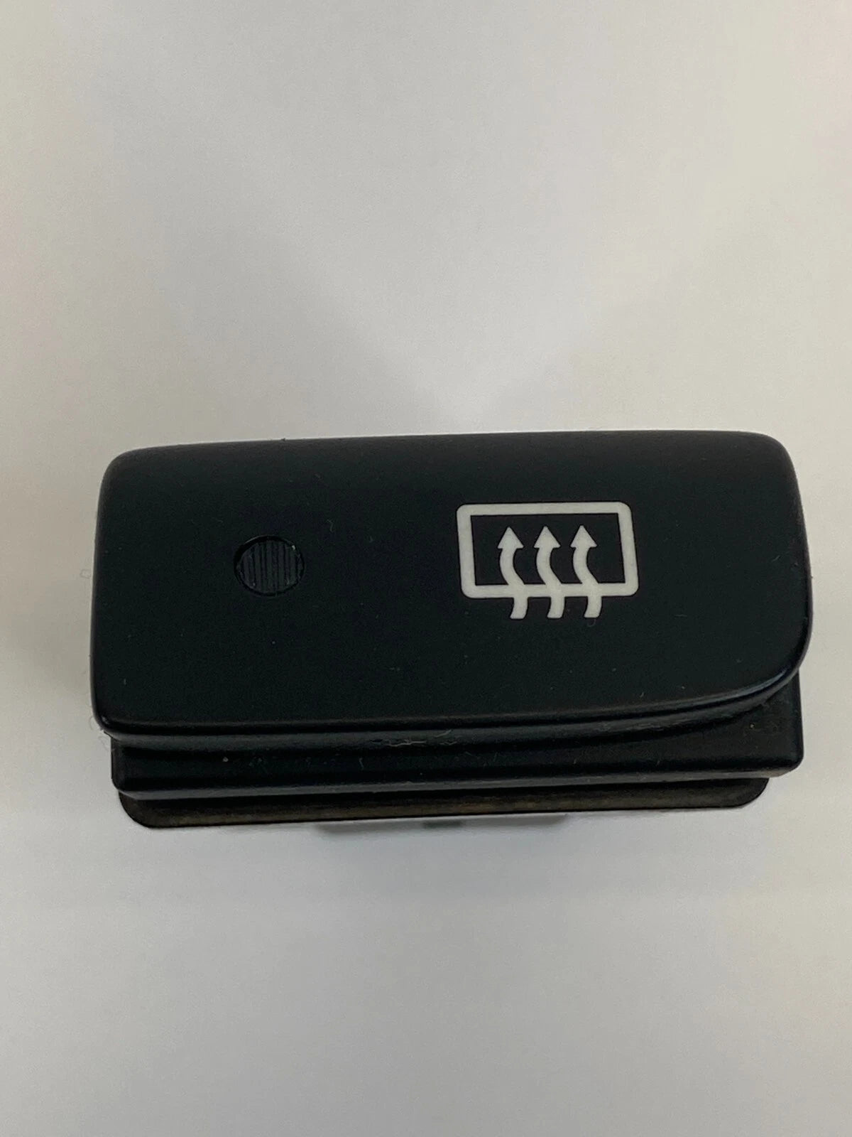 2006-2011 KIA RIO RIO5 REAR WINDOW DEFROSTER DEFOGGER CONTROL SWITCH BUTTON OEM
