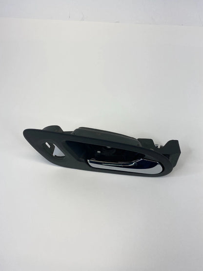 2006 2007 06 07 SATURN VUE REAR RIGHT BACK SIDE INNER DOOR HANDLE 10370960 OEM
