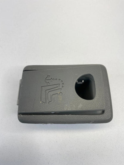 10-16 CADILLAC SRX 04-06 RX330 REAR SEAT BACK CHILD SEAT ANCHOR PLATE TRIM CAP