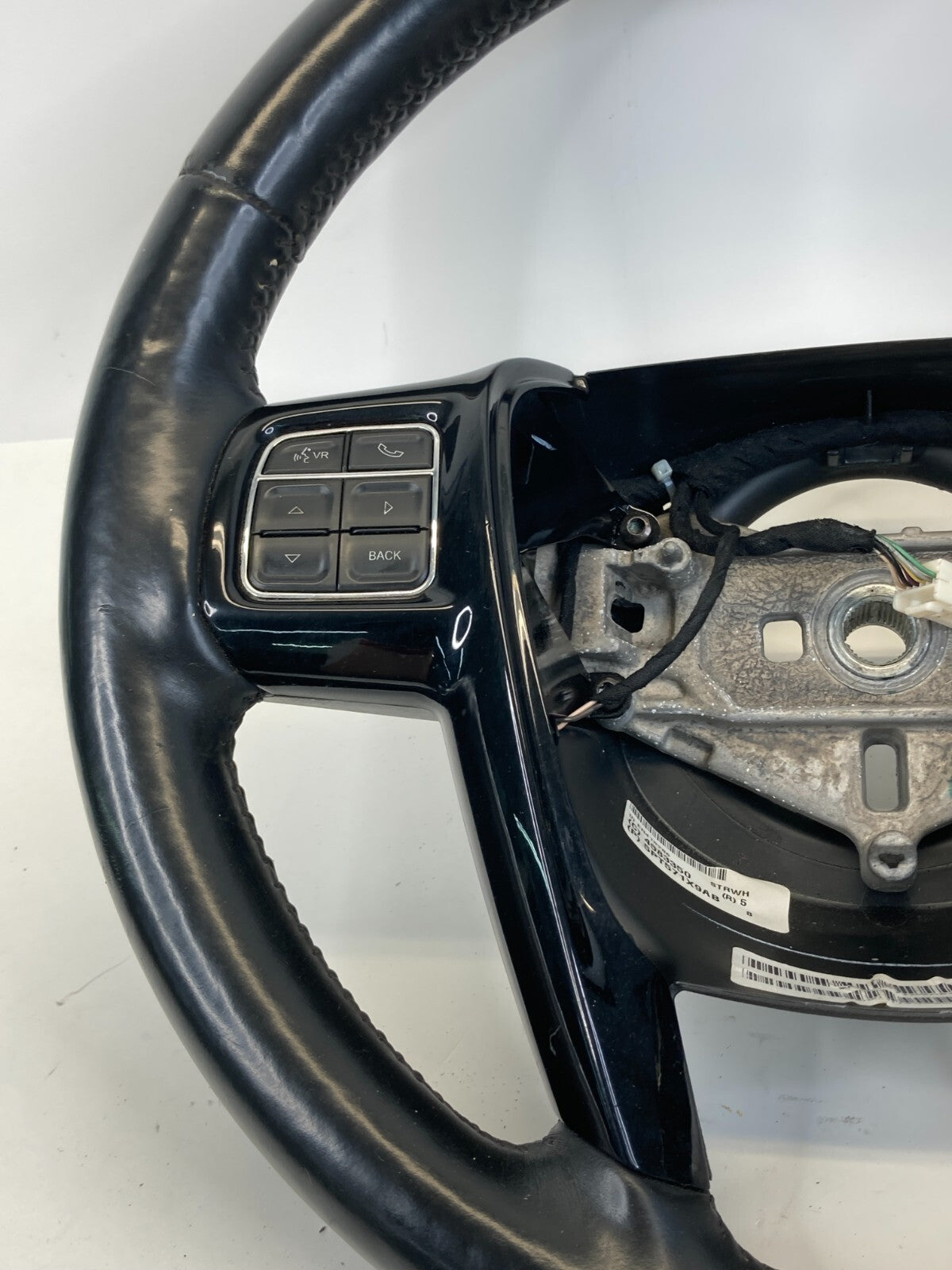 2011 2012 Chrysler Town & Country Steering Wheel W/ Cruise Control Switch OEM