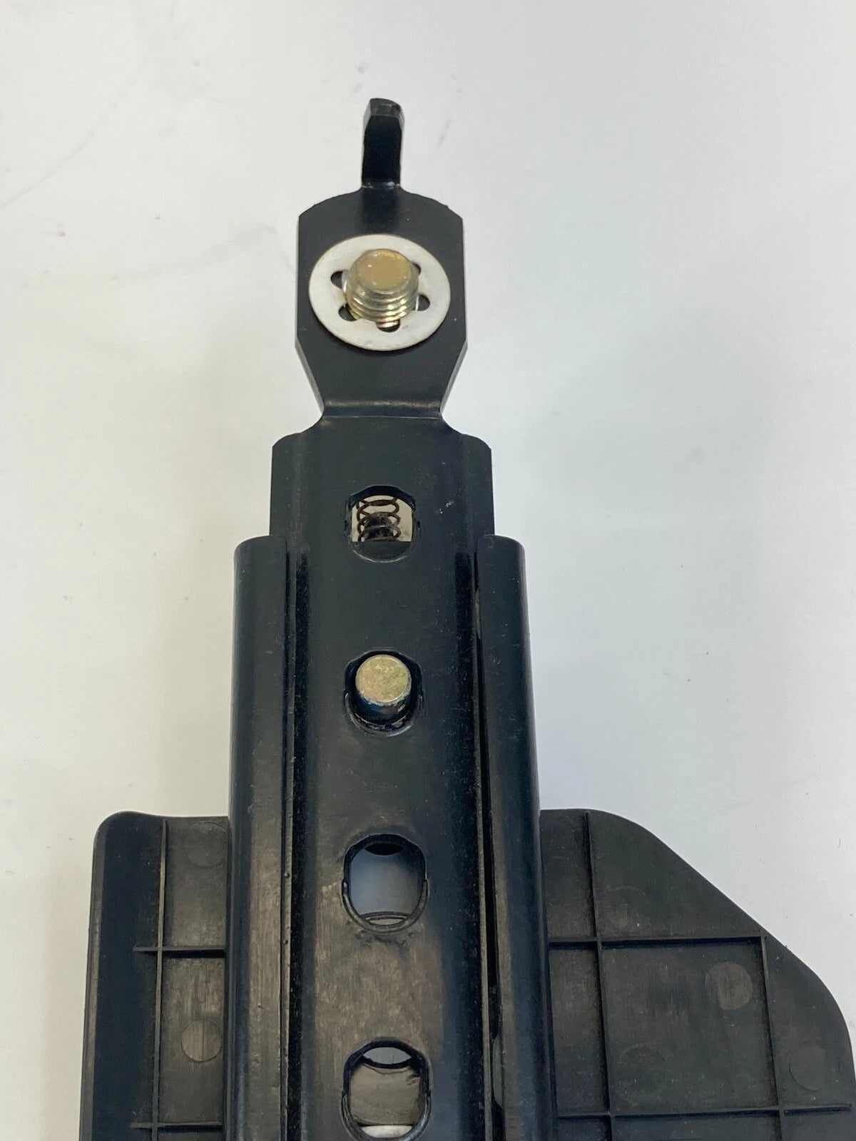 1996-2004 ACURA RL FRONT LEFT DRIVER SIDE SEAT BELT HEIGHT ADJUSTER OEM