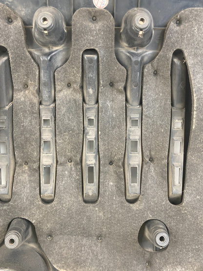 2005-2008 Kia Sportage 2.7L V6 Valve Engine Cover 29240-37250 OEM