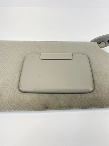 2006-2010 JEEP COMMANDER ROOF RIGHT PASSENGER SUNVISOR SUN VISOR SHADE OEM