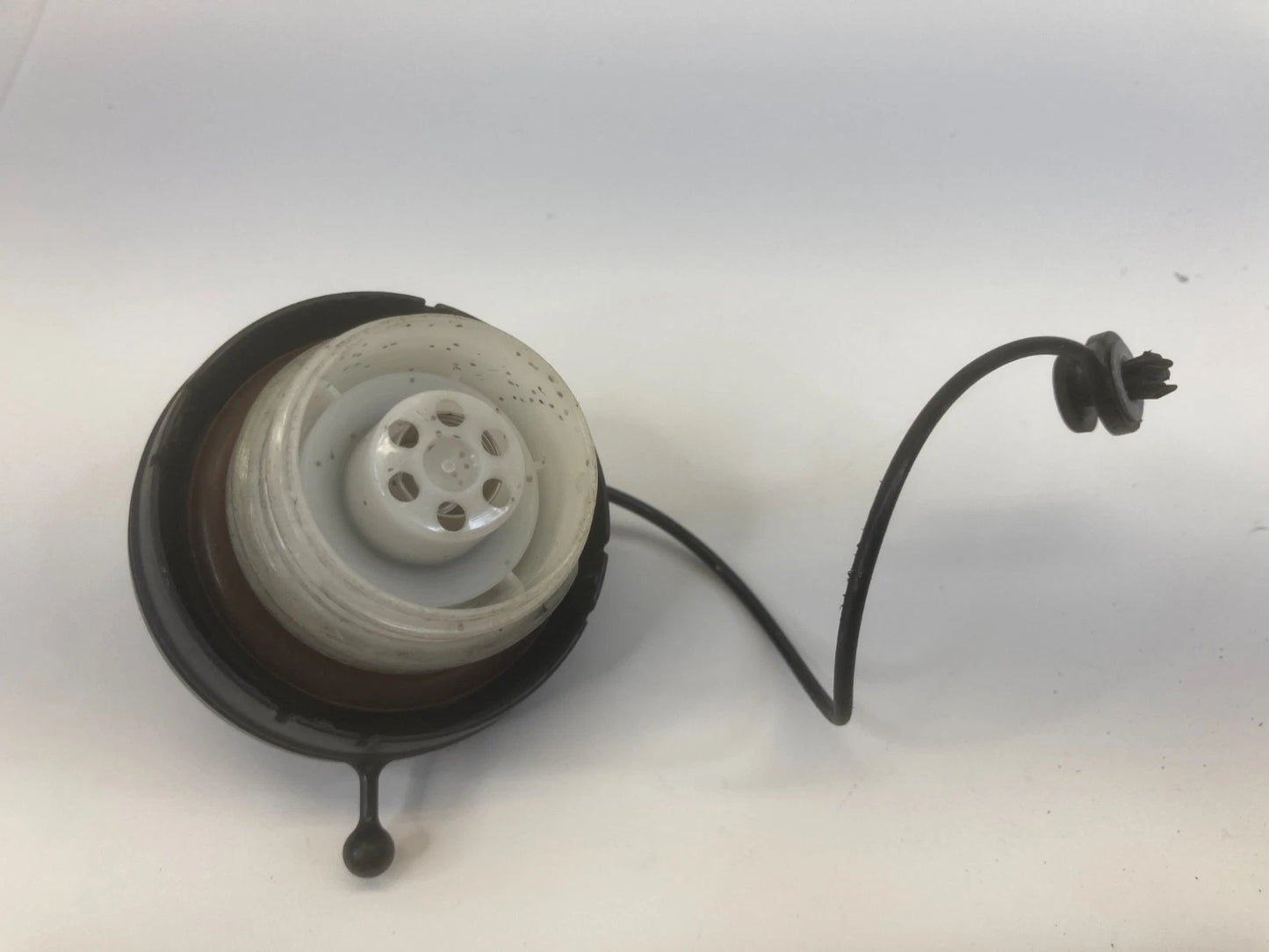 2005-2010 HONDA ODYSSEY FUEL FILLER GAS TANK CAP COVER OEM