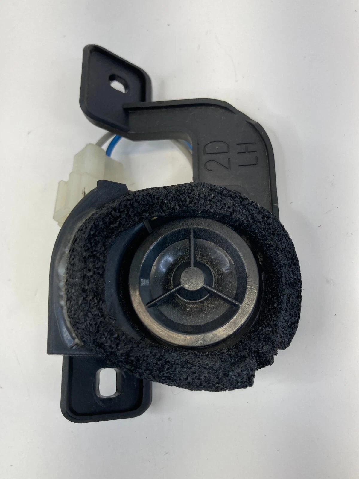 2005-2009 SUBARU OUTBACK LEGACY LEFT DRIVER FRONT DOOR TWEETER SPEAKER OEM