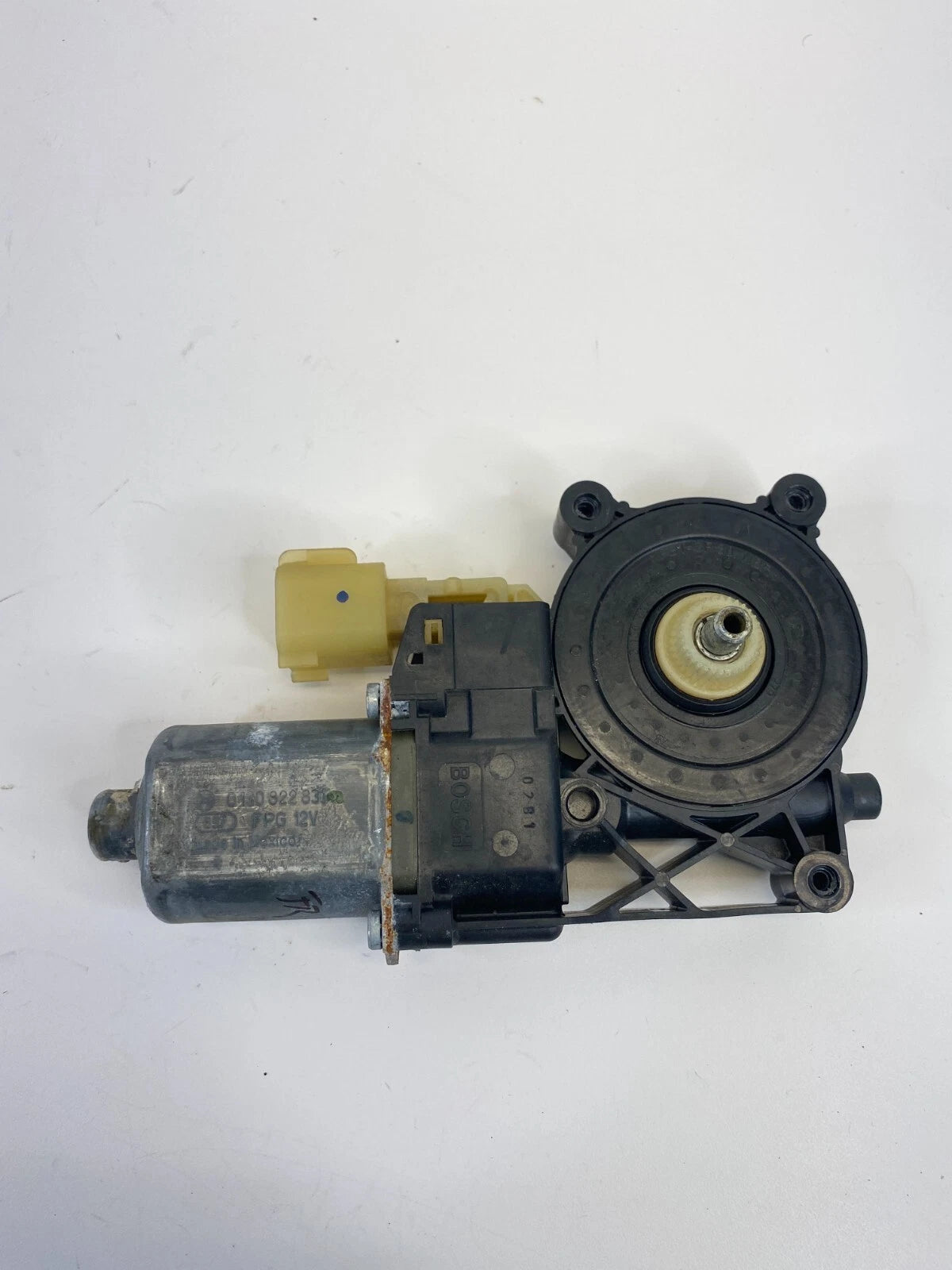 2013-2020 FORD FUSION FRONT RIGHT SIDE POWER WINDOW MOTOR 0130822831 OEM