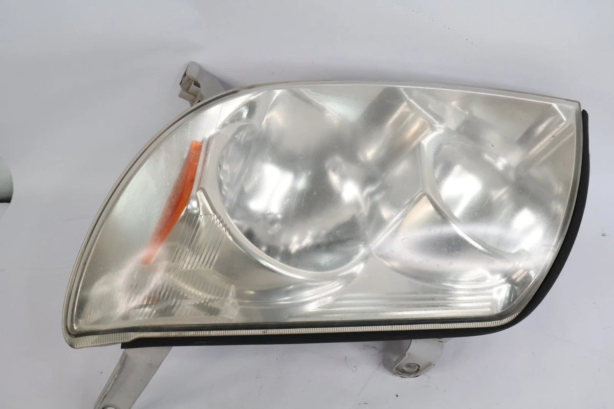 2003-2005 TOYOTA 4RUNNER FRONT LEFT DRIVER HEADLIGHT HEADLAMP HALOGEN OEM
