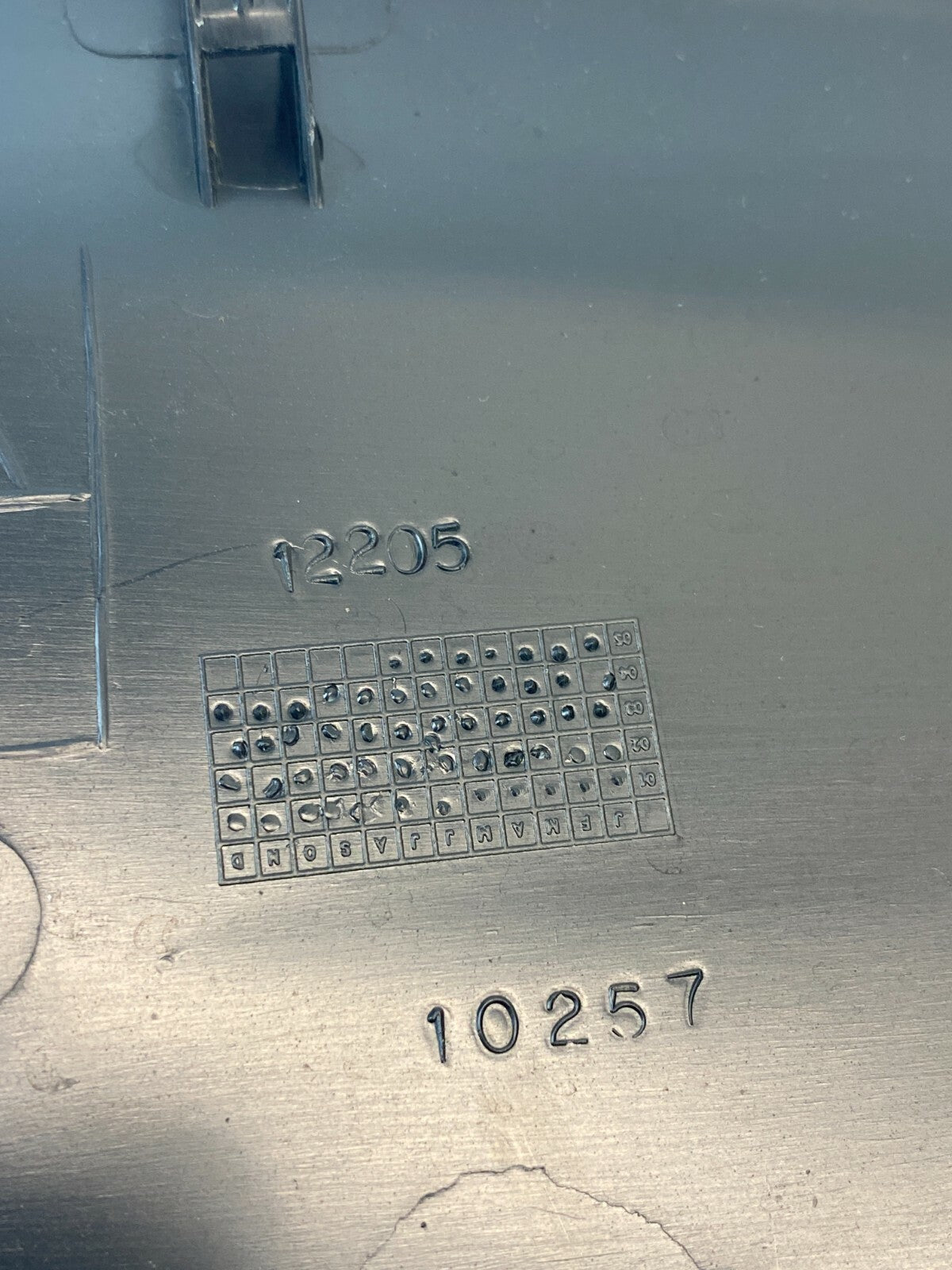 2003-2007 Cadillac CTS Dash Right Vent Duct Access Cover Panel RH 1220510257