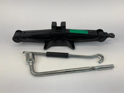 2006-2010 HYUNDAI SONATA EMERGENCY SPARE TIRE JACK TOOL KIT WRENCH 22101000