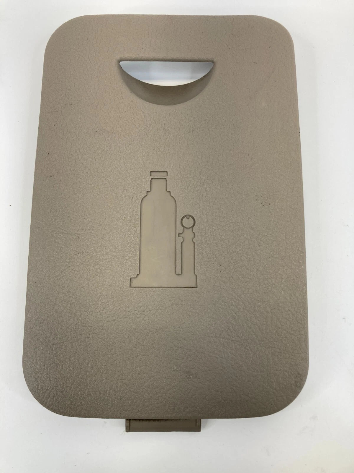 2003-2006 KIA SORENTO REAR RIGHT SIDE INTERIOR COVER JACK TRIM PANEL 85537-3E000