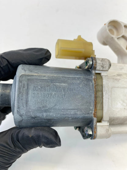 2008-2016 CHRYSLER TOWN & COUNTRY REAR RIGHT DOOR POWER WINDOW MOTOR 0130822334