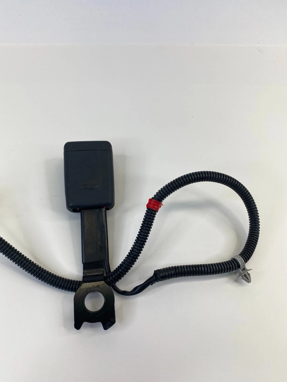 2010-2013 KIA SOUL FRONT RIGHT PASSENGER SEAT BELT BUCKLE LATCH RECEIVER OEM