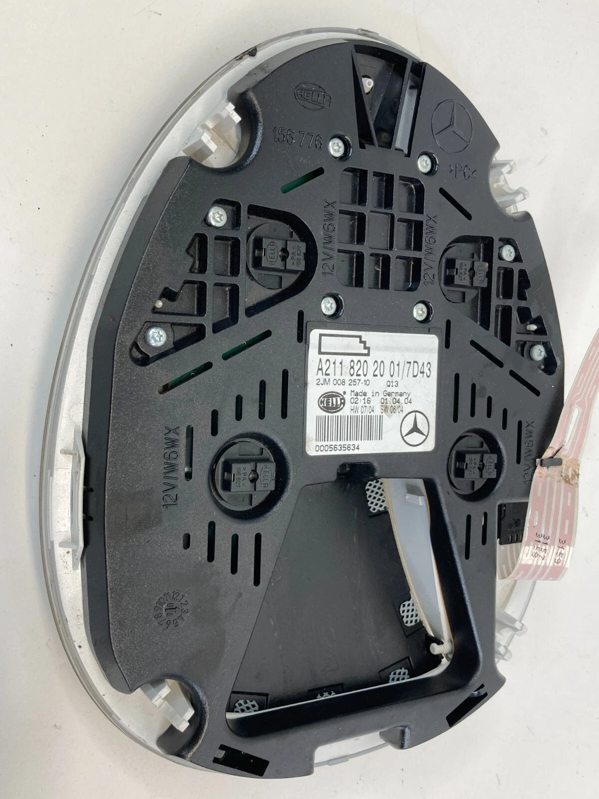 03-06 MERCEDES-BENZ E320 REAR OVERHEAD DOME READING LIGHT LAMP A2118202001 OEM