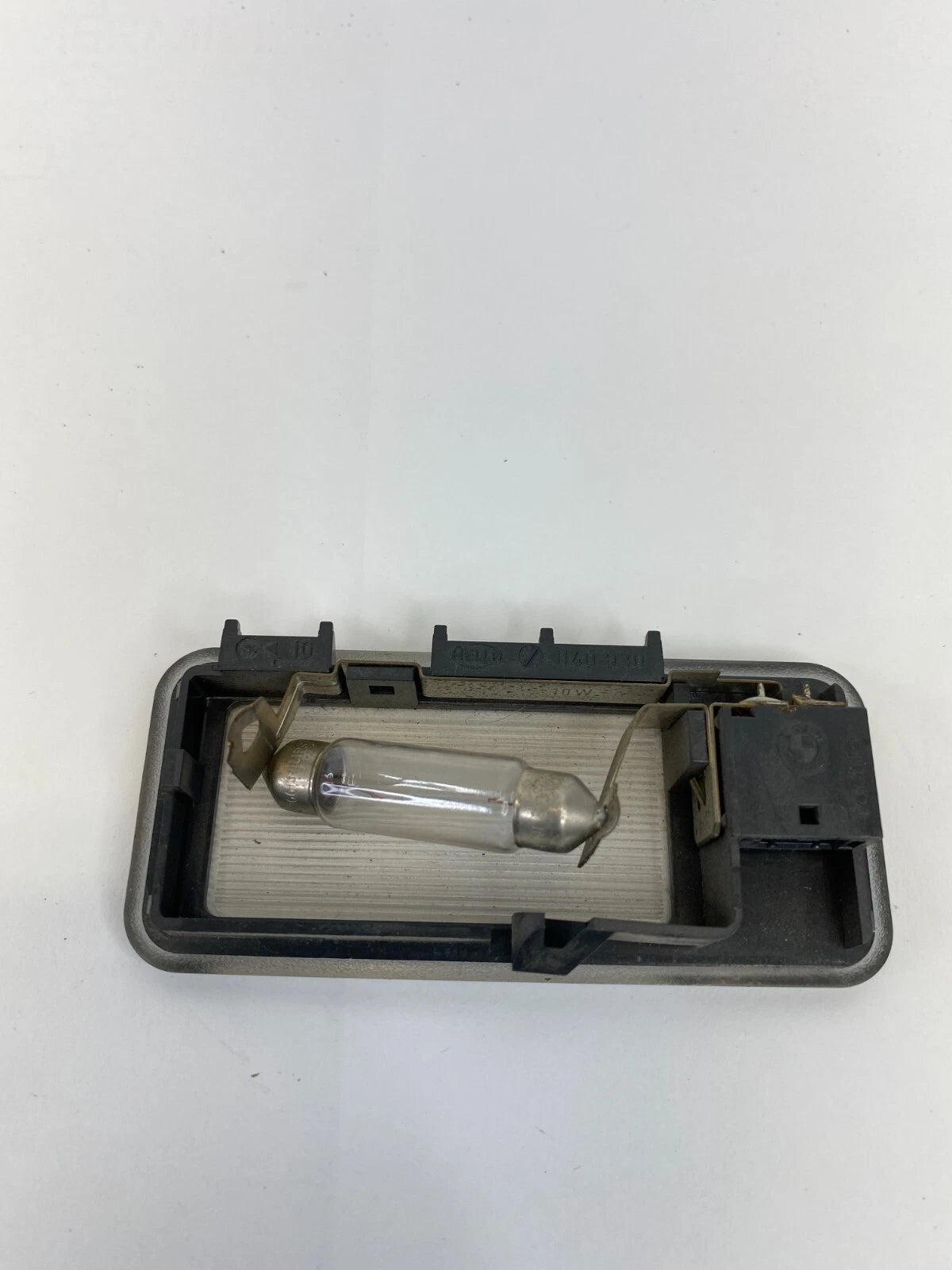 2004-2010 BMW X3 OVERHEAD ROOF SUNVISOR DOME MAP LIGHT LAMP VANITY VISOR 140930