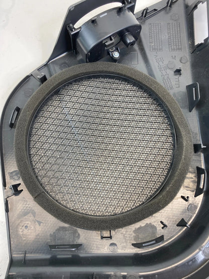 03-09 MERCEDES BENZ E350 FRONT LEFT SIDE DOOR SPEAKER GRILLE COVER A2117200148