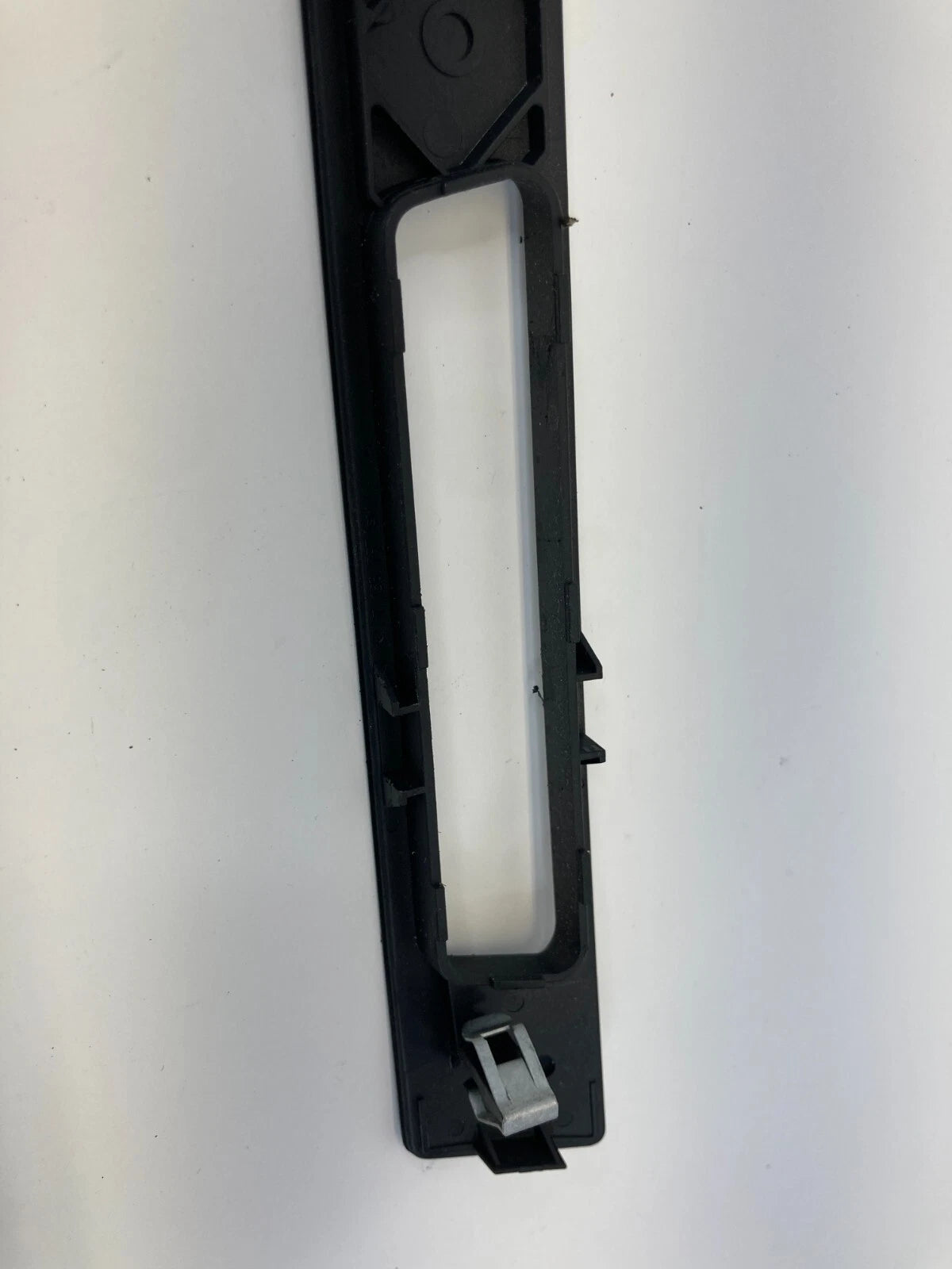 2009-2013 BMW 328I XDRIVE DASH CUP HOLDER BEZEL PANEL TRIM 5145-7130742-05 OEM