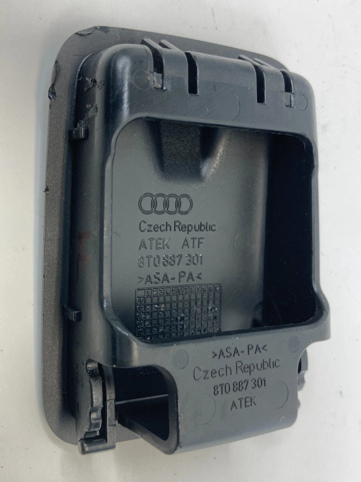2013-2016 AUDI A4 4-DR CHILD RESTRAINT ANCHOR BEZEL HOOK COVER TRIM 8T0-887-301