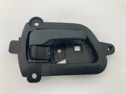 2007 2008 MITSUBISHI OUTLANDER FRONT RIGHT PASSENGER INNER DOOR HANDLE MN105360