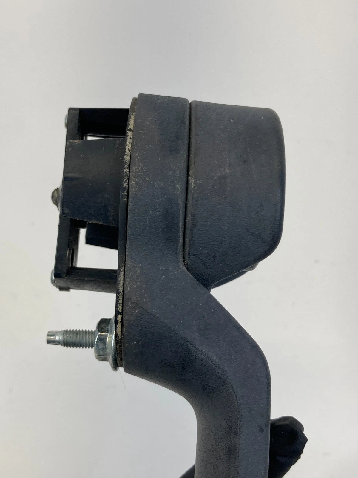 2010-2012 JEEP LIBERTY REAR RIGHT BACK SIDE EXTERIOR DOOR HANDLE OEM