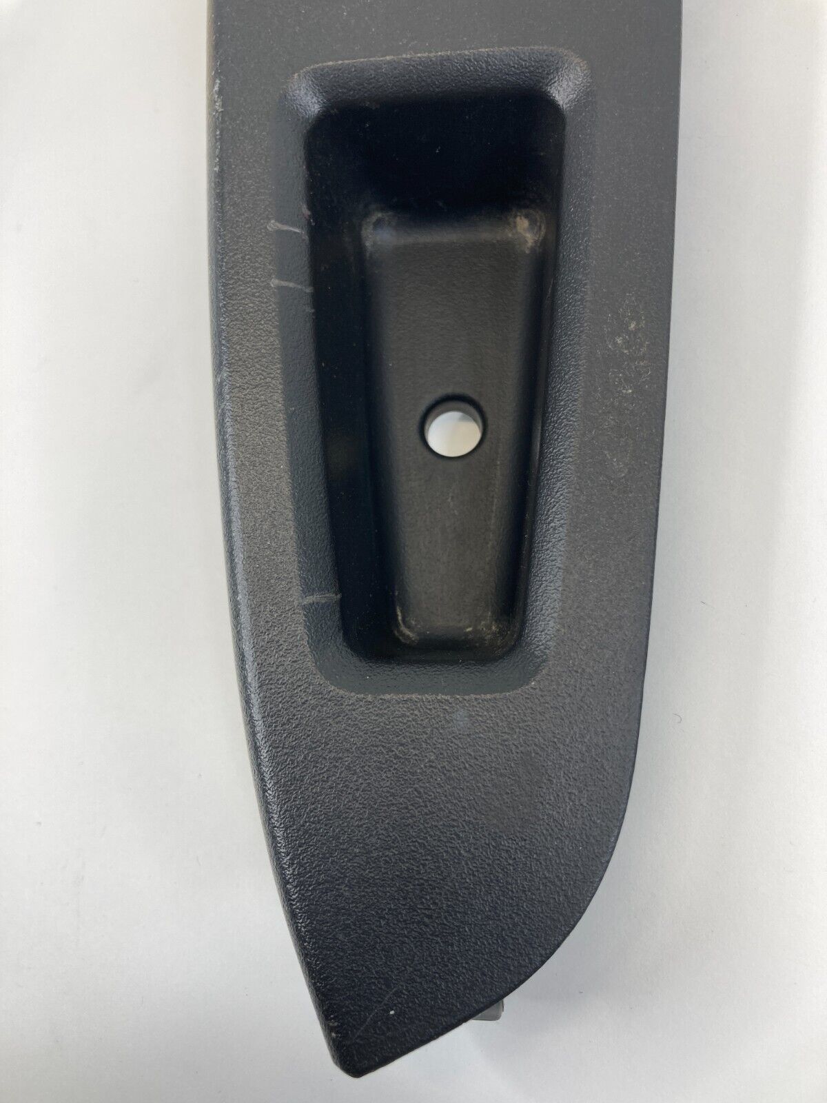 2006-2008 Chevrolet Impala Rear Left Door Window Switch Bezel Grab Pull Handle