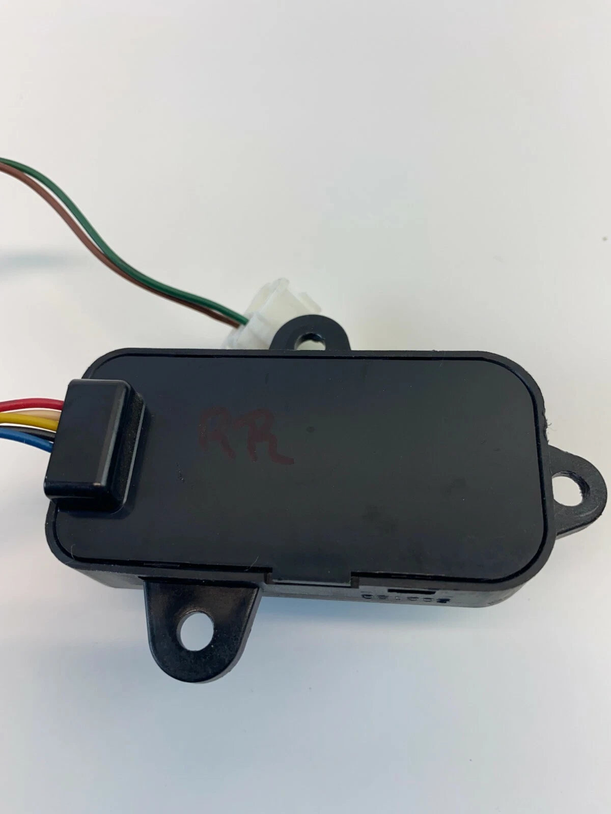 04-06 KIA AMANTI REAR RIGHT SIDE DOOR WINDOW CONTROL SWITCH BUTTON 621W04730 OEM