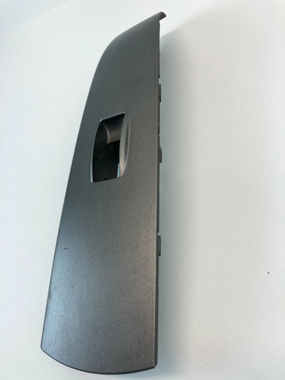 04-09 TOYOTA PRIUS REAR RIGHT DOOR WINDOW CONTROL SWITCH COVER BEZEL 74271-47050