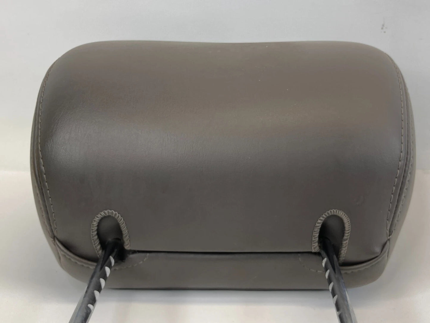 2002 02 CHRYSLER PT CRUISER FRONT LEFT DRIVER SIDE SEAT HEADREST HEAD REST OEM