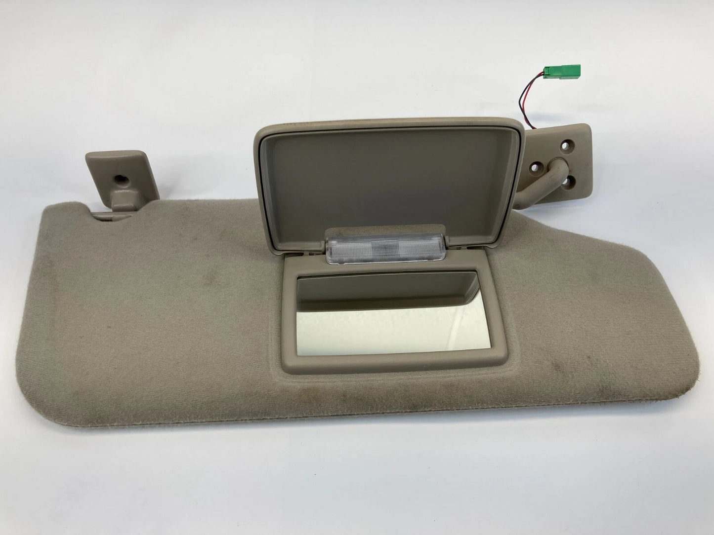 2007-2010 FORD EDGE RIGHT PASSENGER SIDE SUNVISOR SUN VISOR SHADE W/ LIGHT OEM