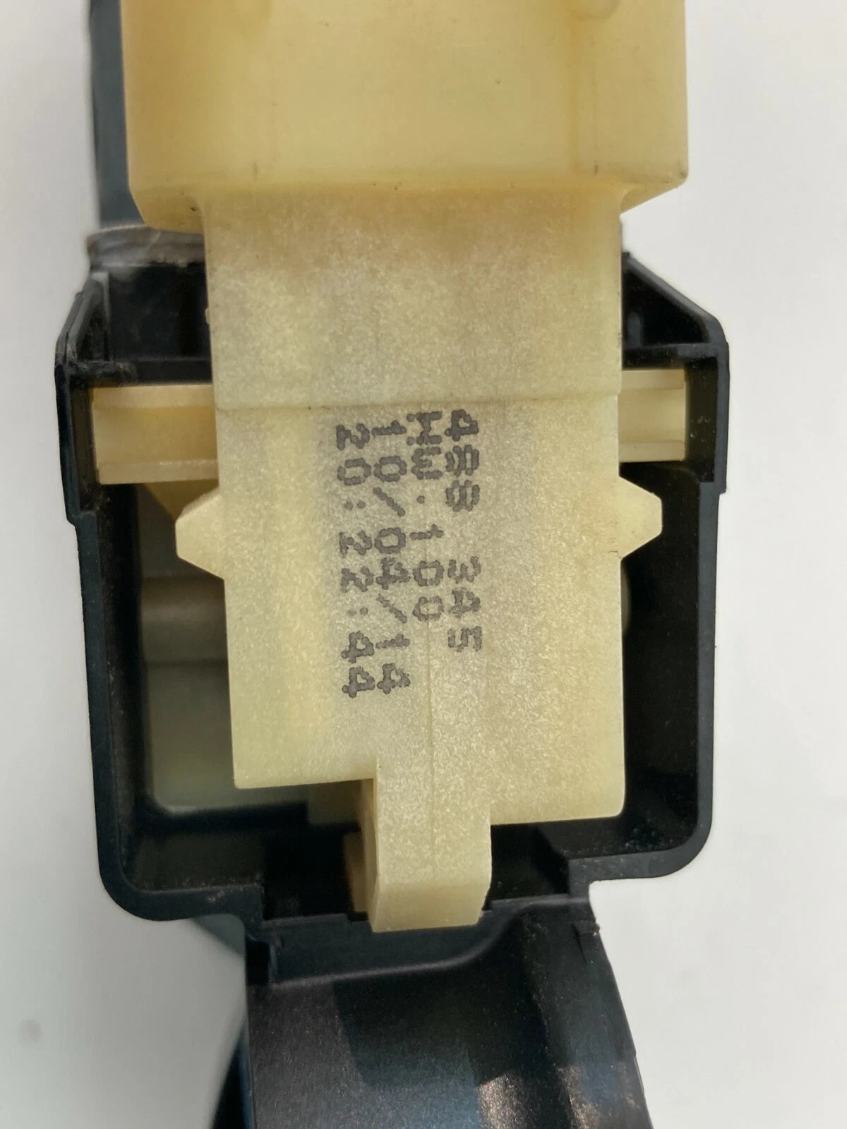2013-2016 LINCOLN MKZ FUSION REAR LEFT SIDE POWER WINDOW MOTOR 0130822832 OEM