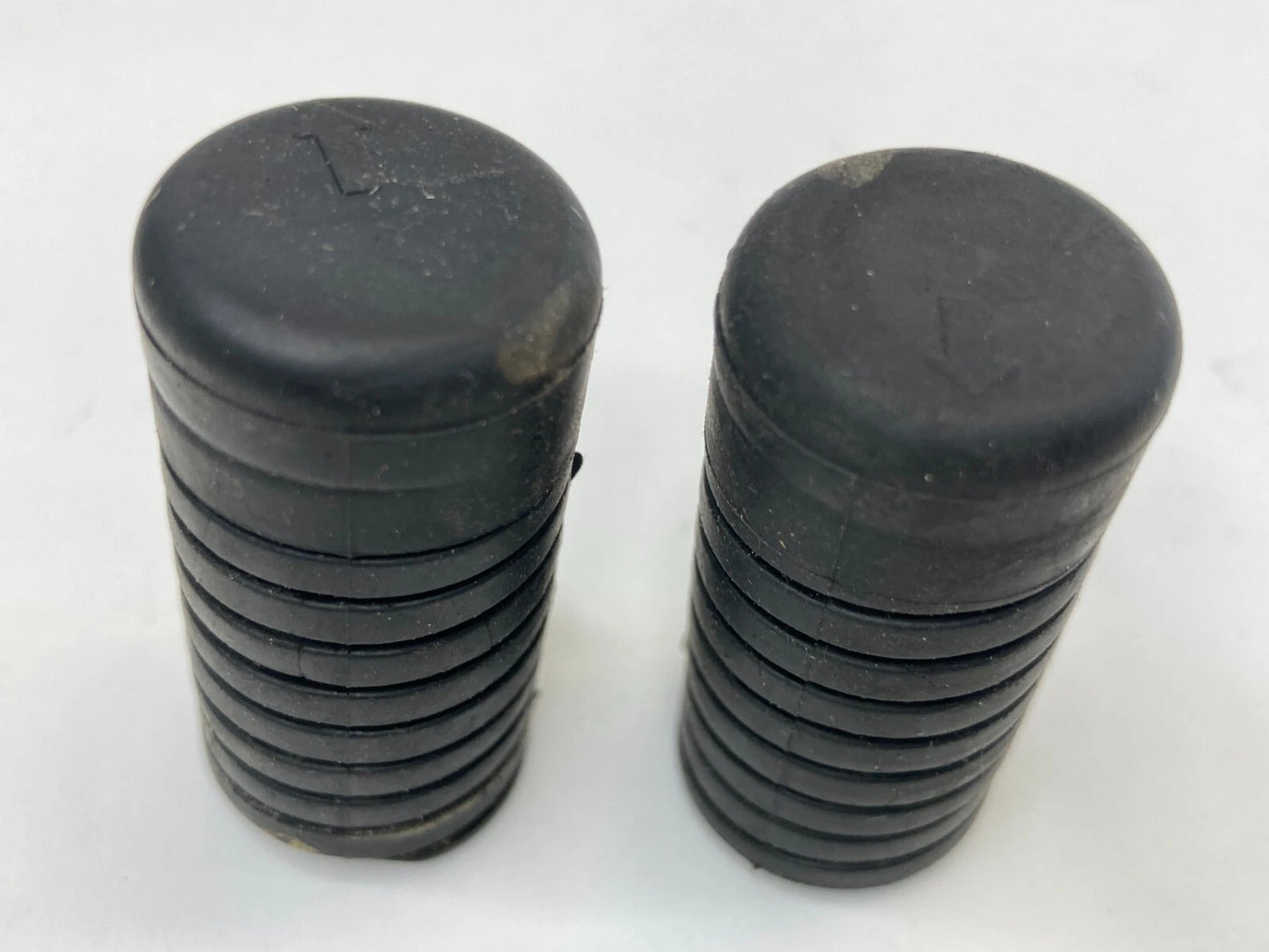2011-2019 HYUNDAI SONATA FRONT HOOD RUBBER CUSHION BUMPER SET PAIR OEM