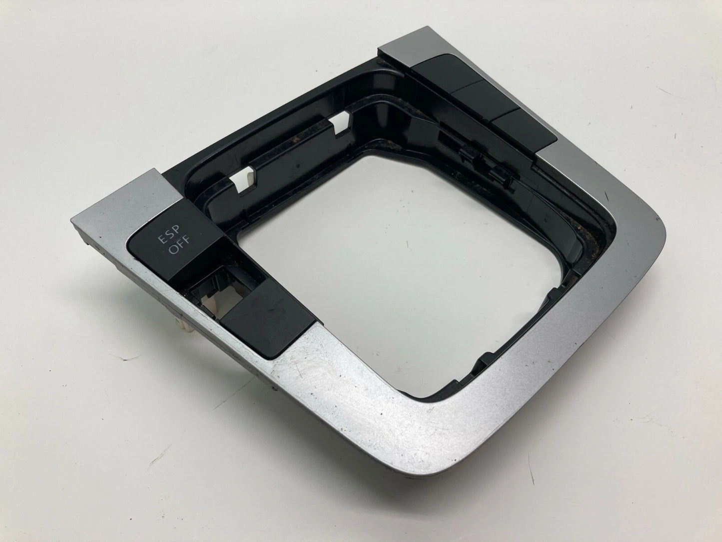 08-10 VOLKSWAGEN PASSAT FLOOR GEAR SHIFT SHIFTER TRIM BEZEL SURROUND 3C0864263G
